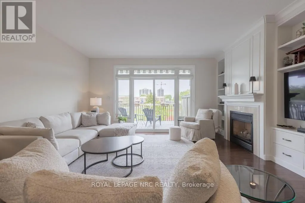 10 - 121 GLEN MORRIS DRIVE #10
