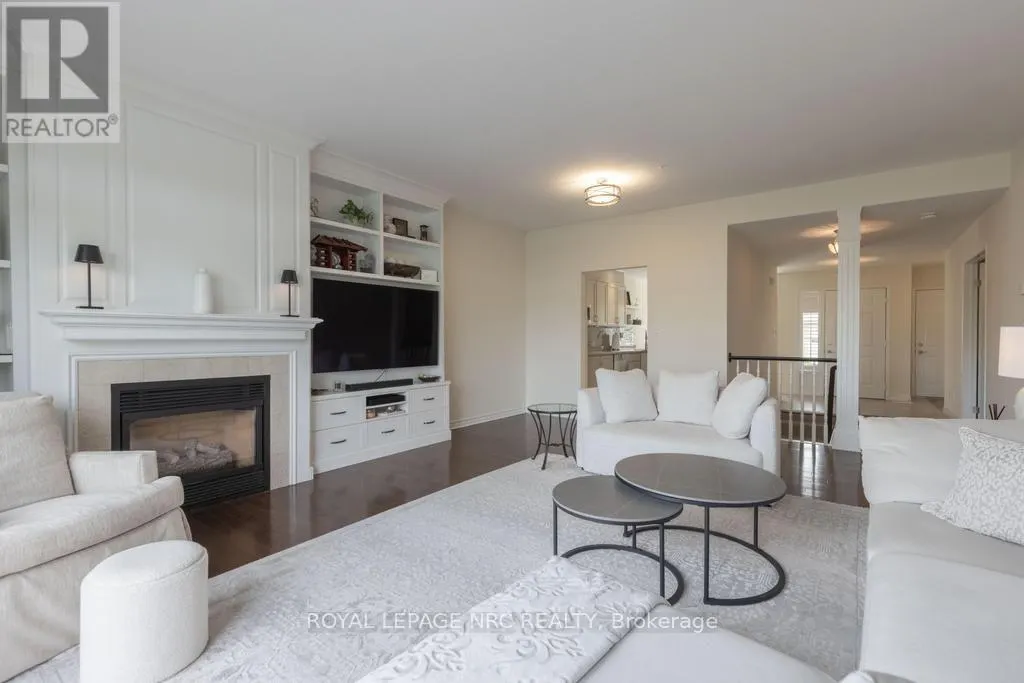 10 - 121 GLEN MORRIS DRIVE #10