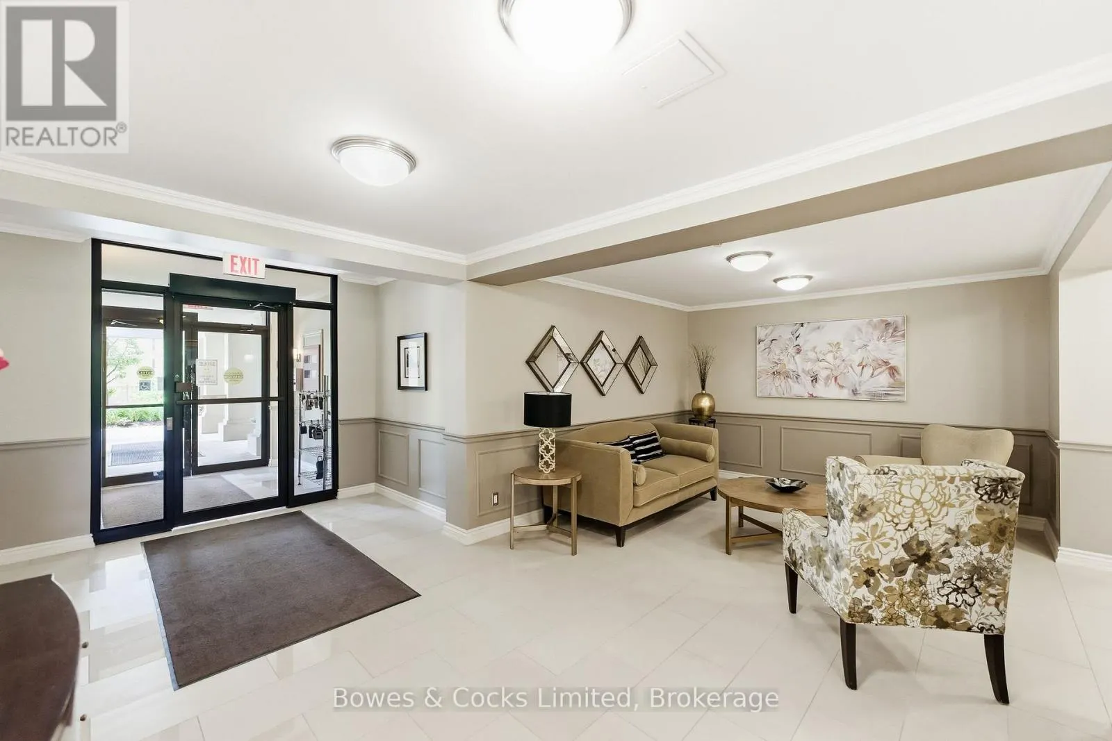 110 - 869 CLONSILLA AVENUE #110