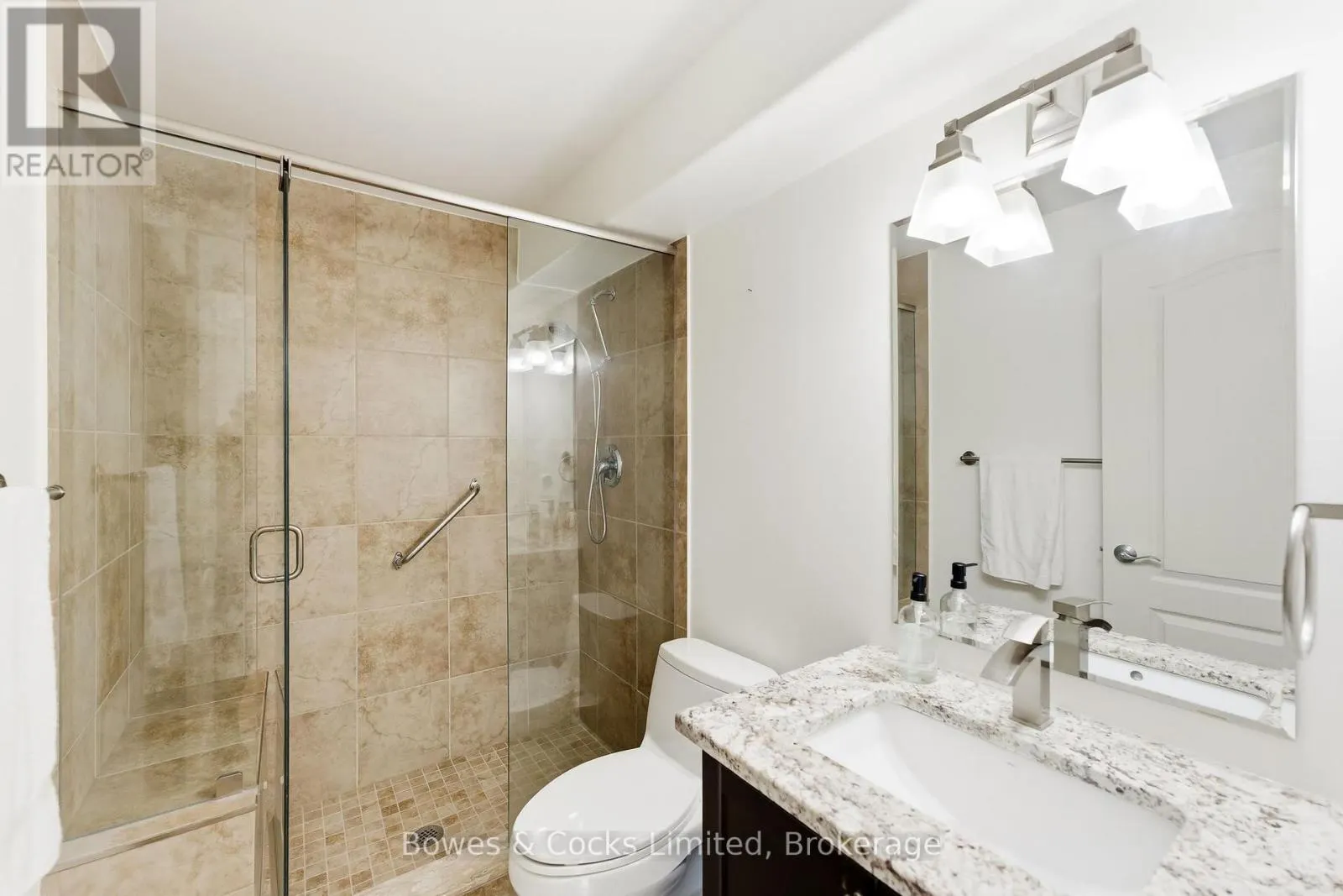 110 - 869 CLONSILLA AVENUE #110