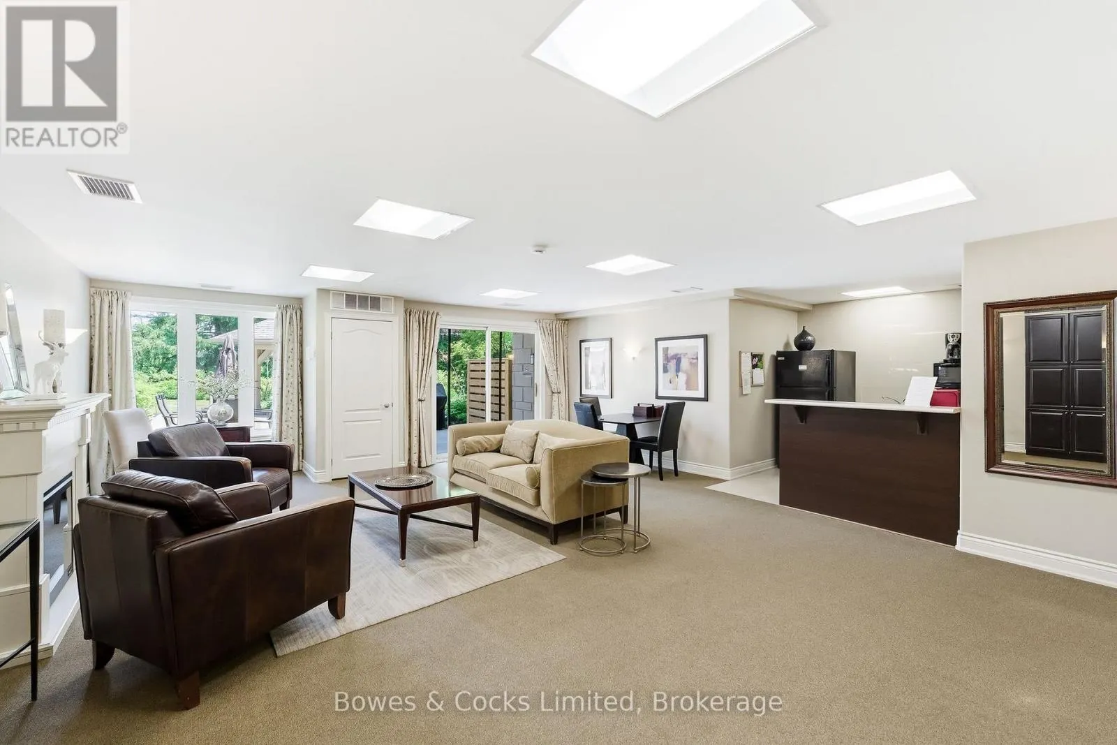 110 - 869 CLONSILLA AVENUE #110