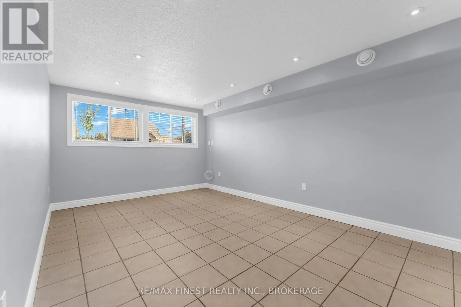 1600A ANNE STREET