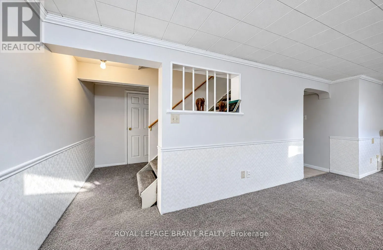 582 GRAND VALLEY DRIVE