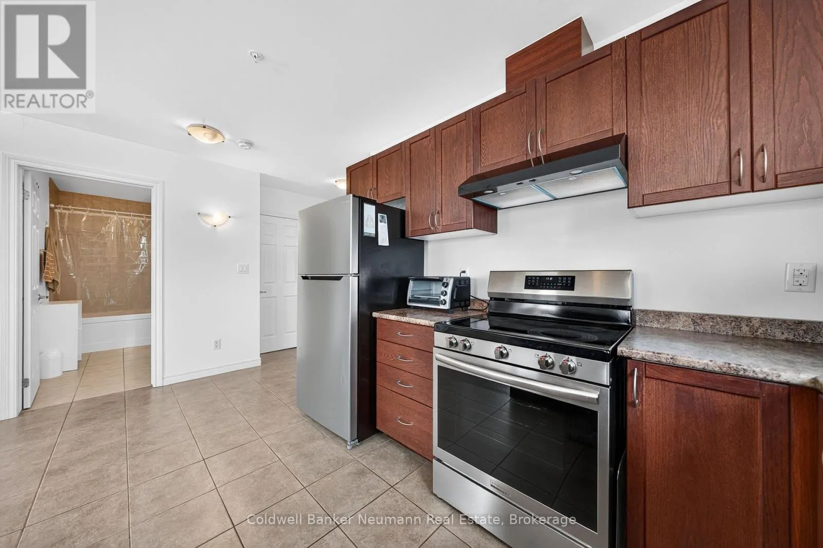 311 - 2 COLONIAL DRIVE #311