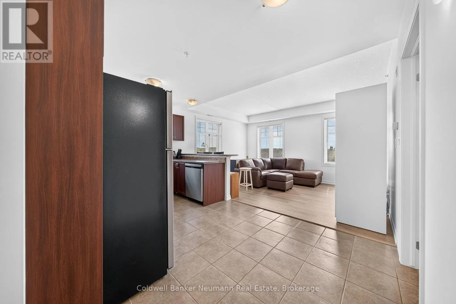 311 - 2 COLONIAL DRIVE #311