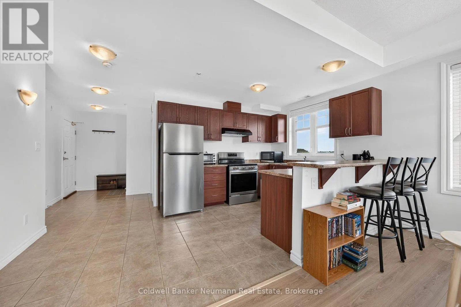 311 - 2 COLONIAL DRIVE #311