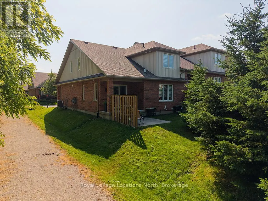 216 MACINTOSH LANE