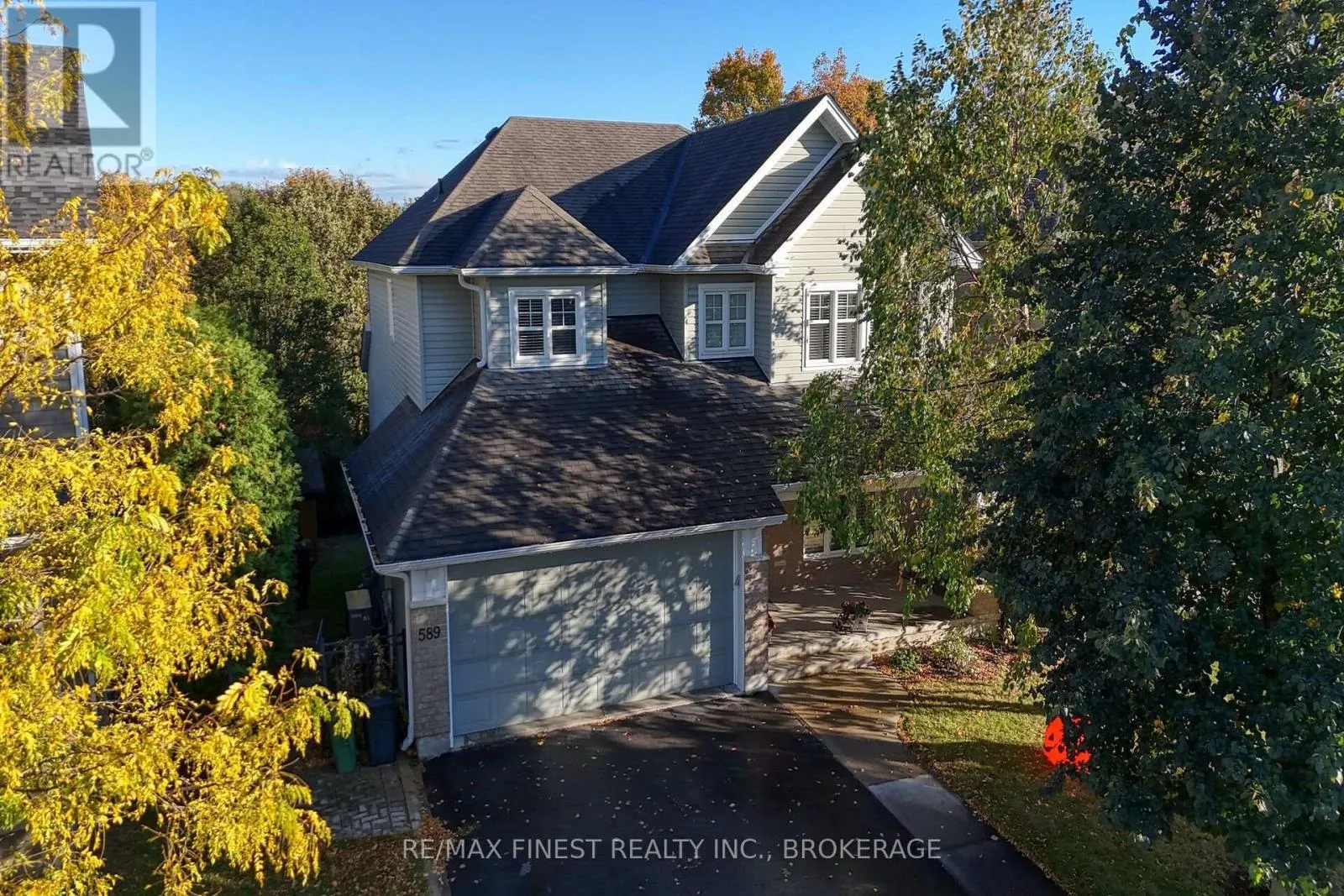 589 FIELDSTONE DRIVE