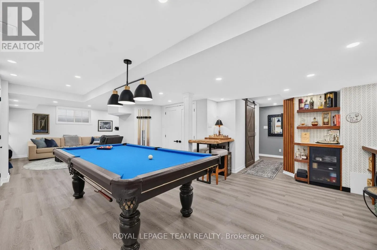 509 CRESSWELL COURT