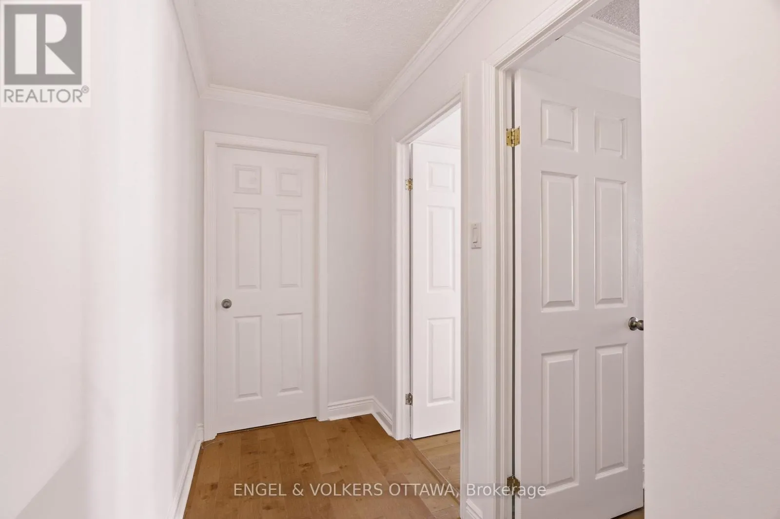 101 - 45 ARGYLE AVENUE