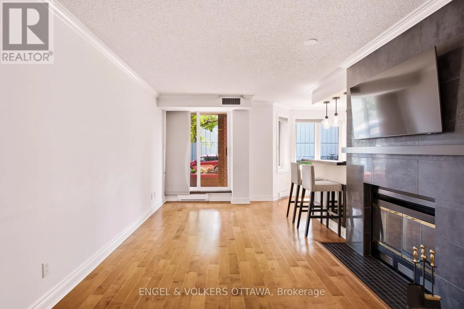 101 - 45 ARGYLE AVENUE