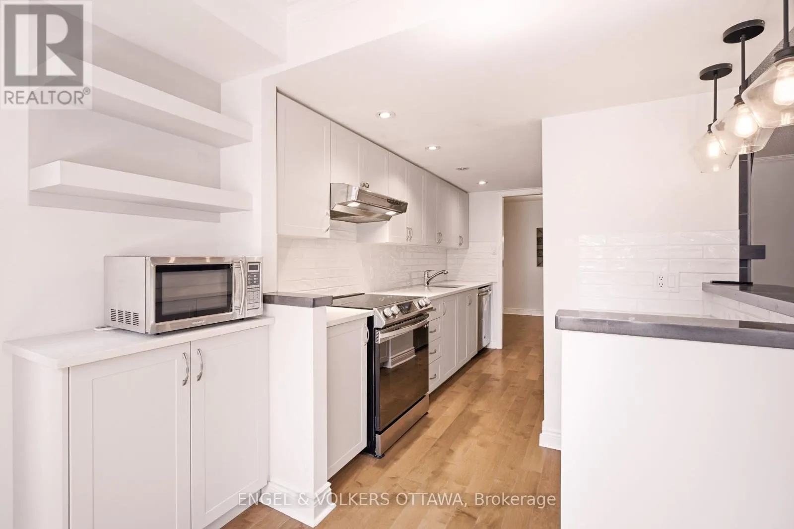 101 - 45 ARGYLE AVENUE