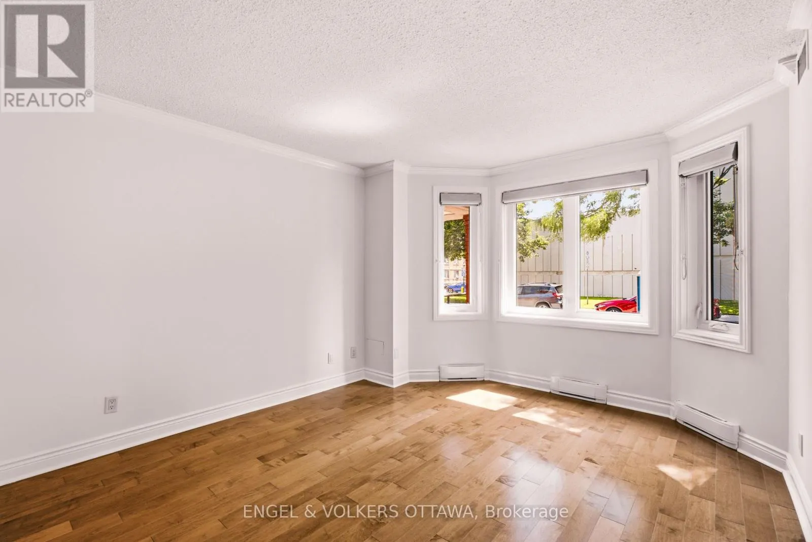 101 - 45 ARGYLE AVENUE