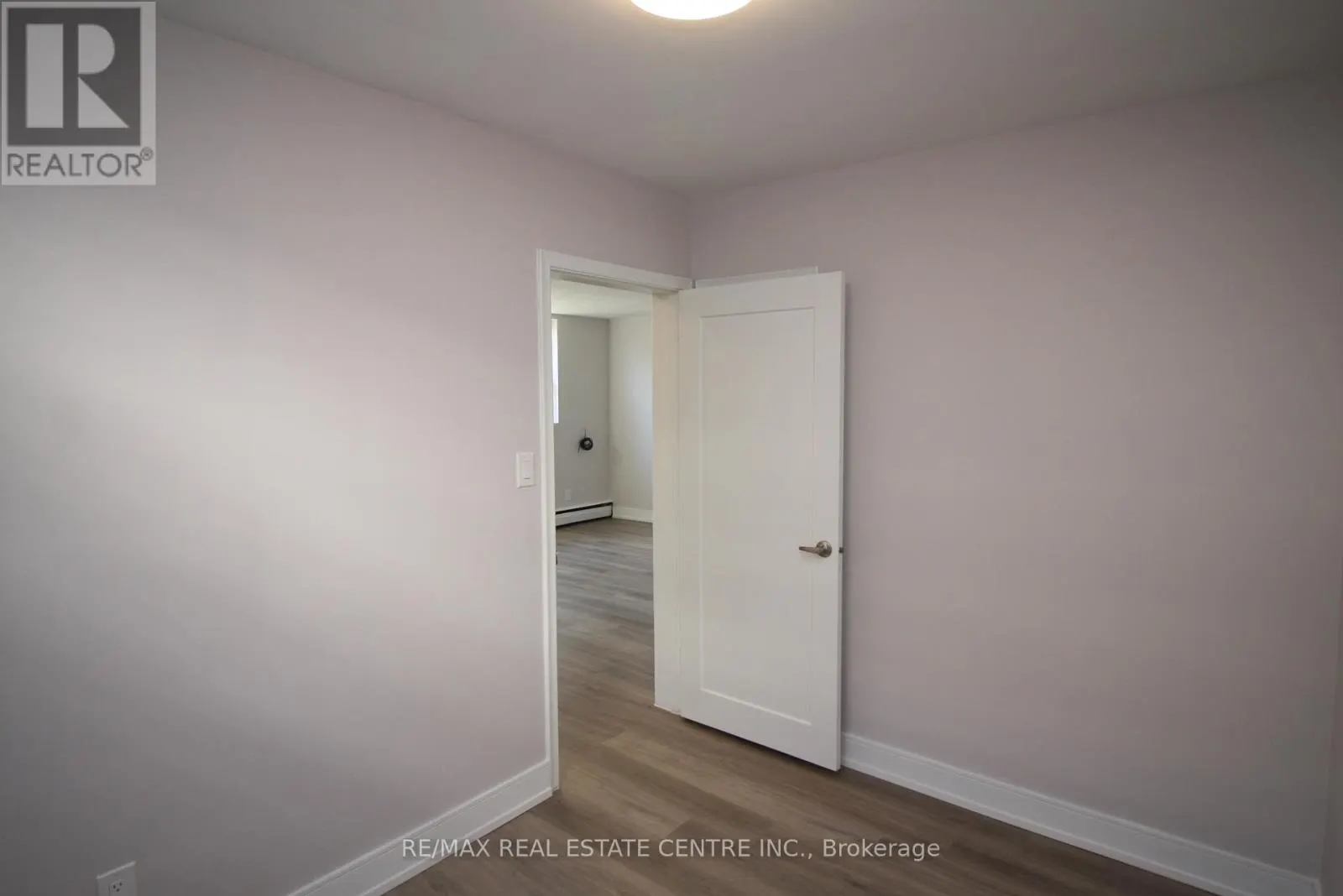 1 - 424 ARGYLE STREET S