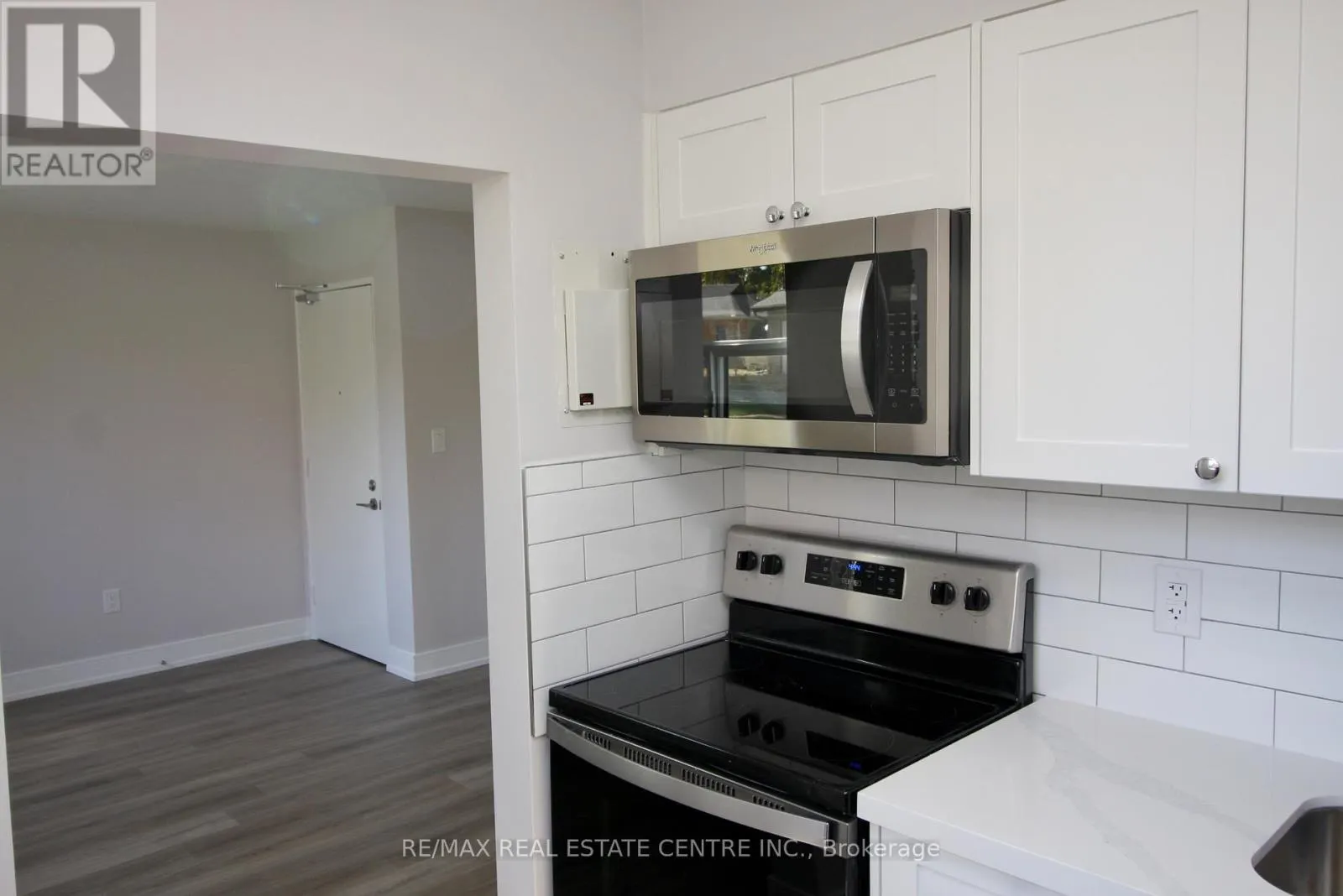 1 - 424 ARGYLE STREET S