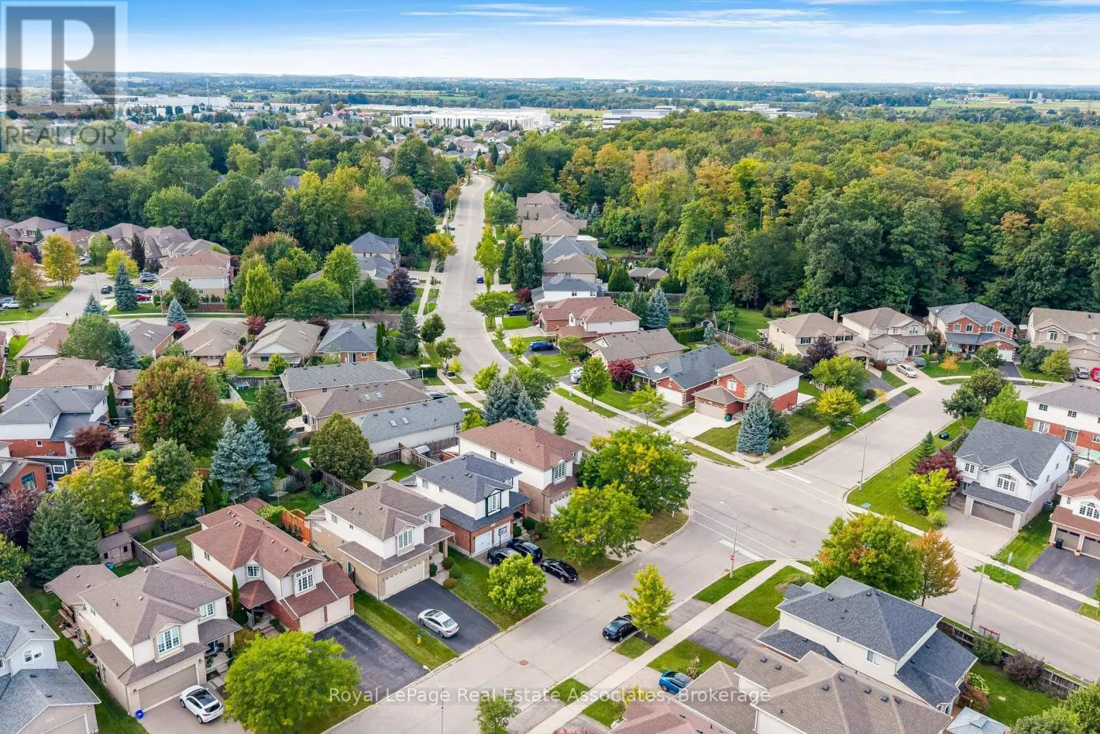 406 SANDY COVE CRESCENT