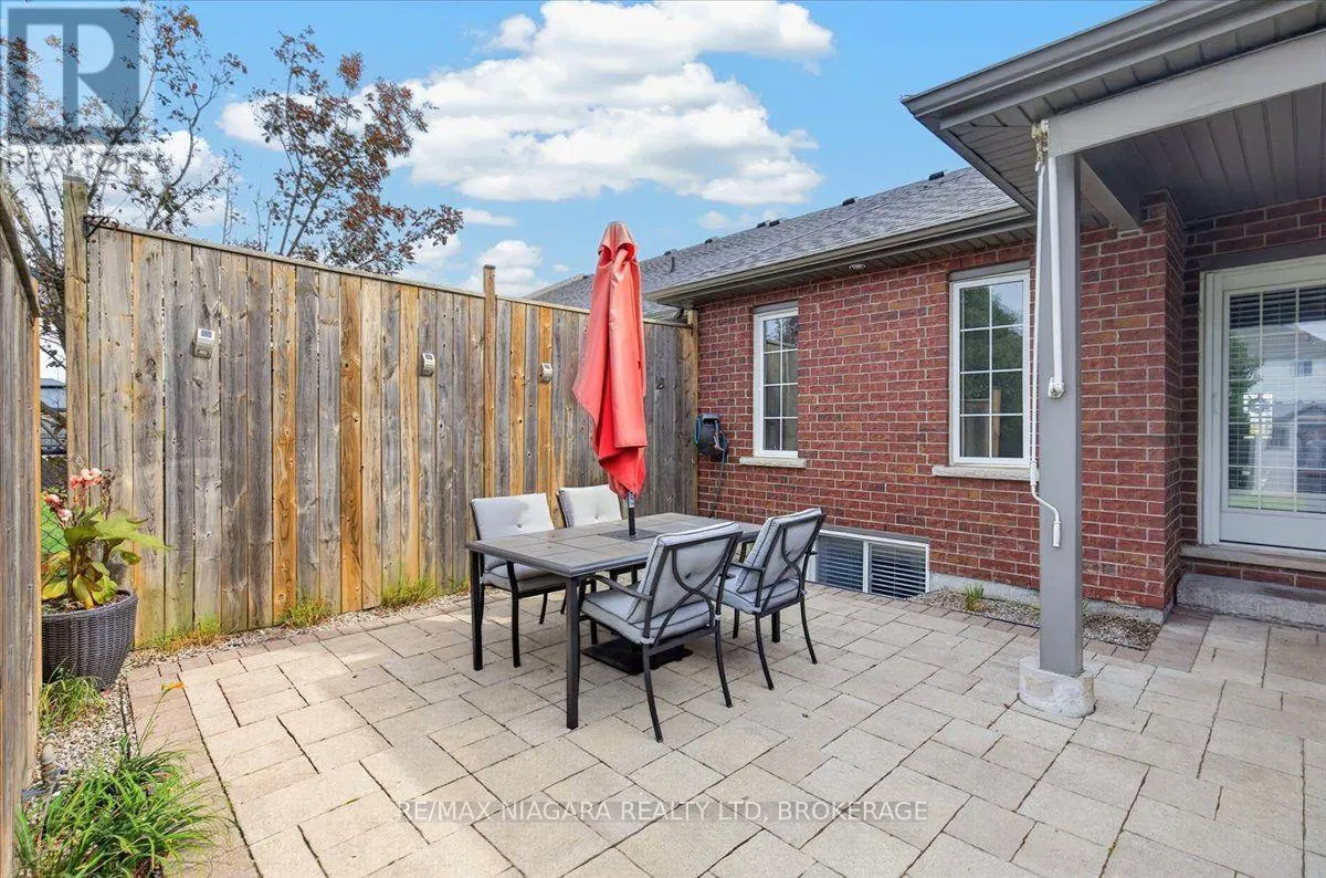 48 FALCON DRIVE