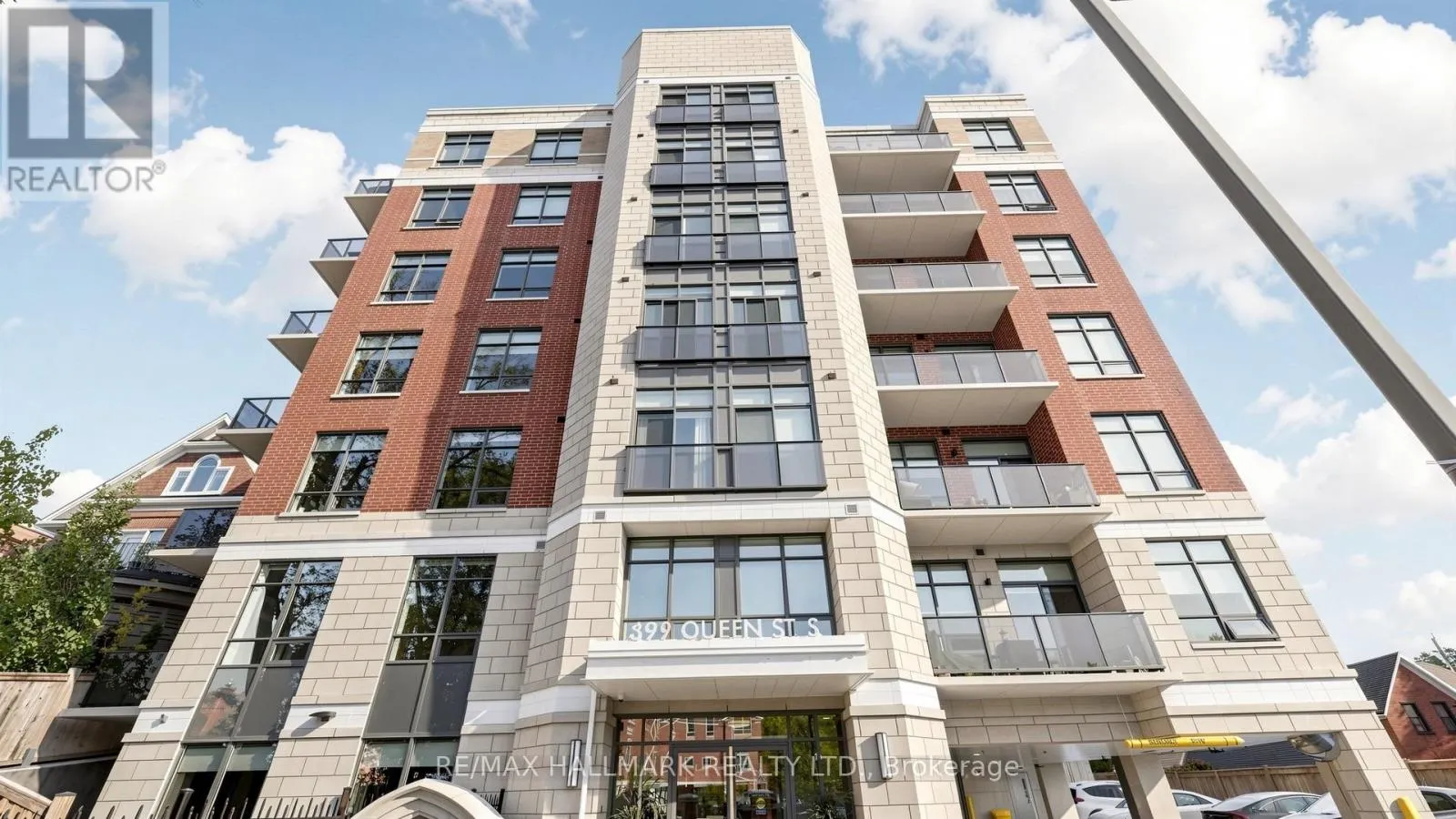 414 - 399 QUEEN STREET S