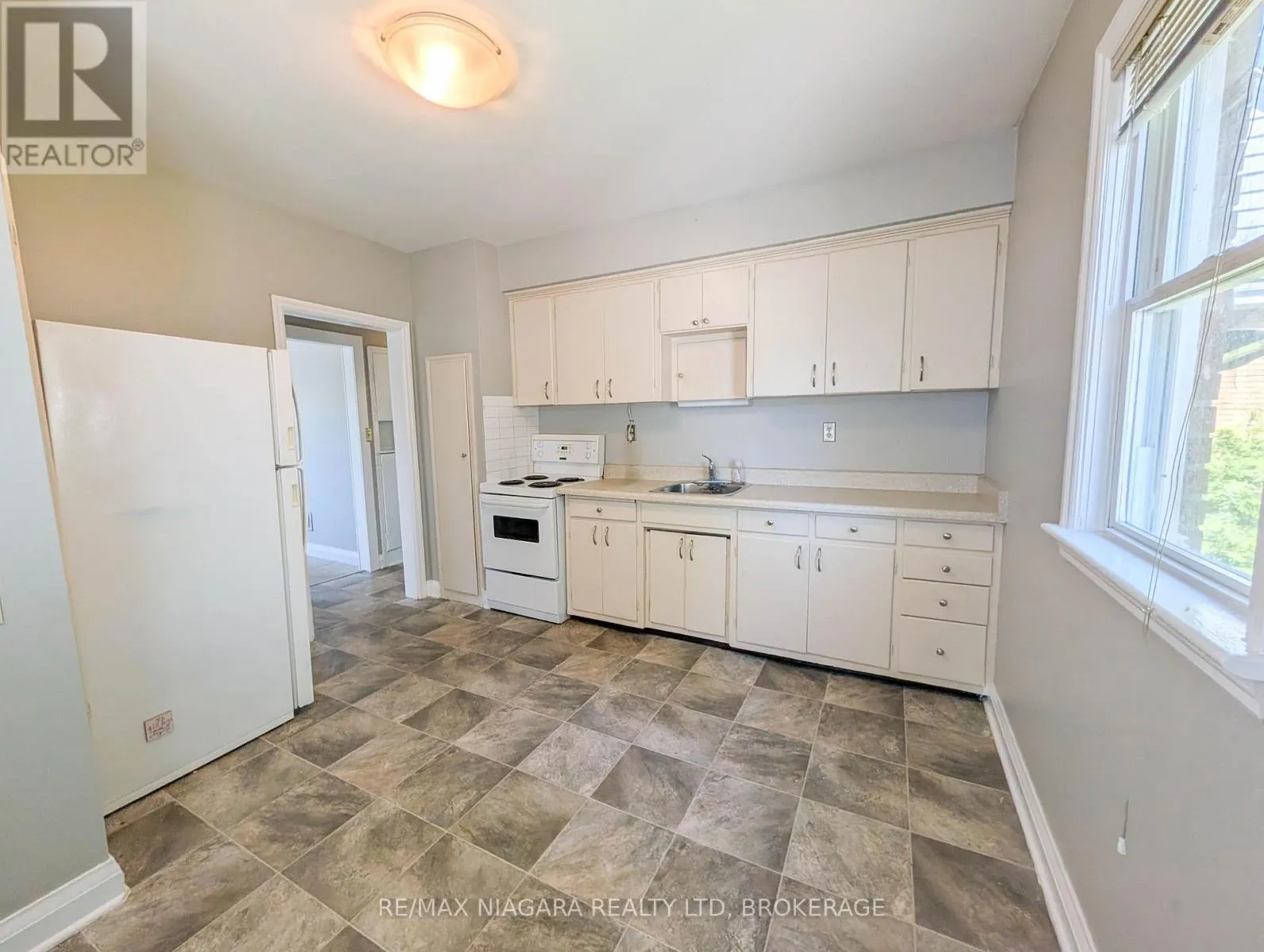 106 HAIG STREET