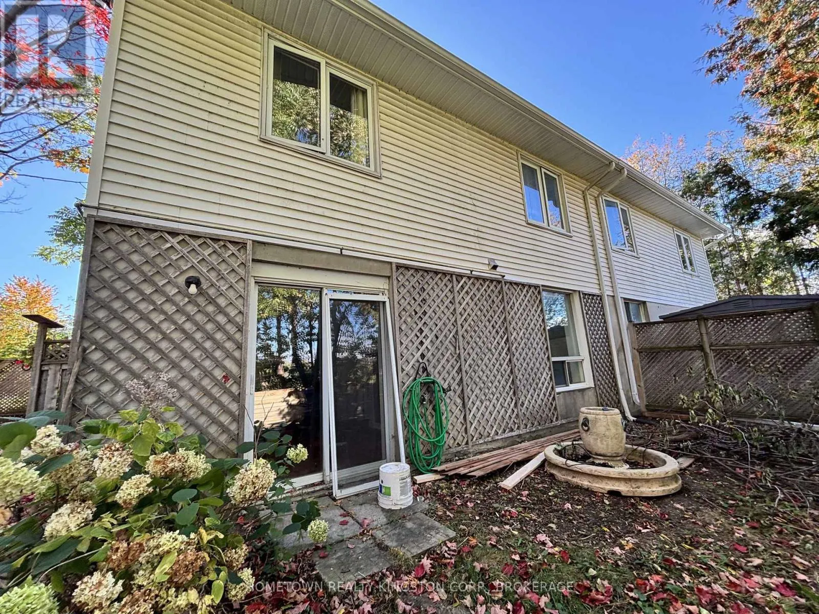 970 KILLARNEY CRESCENT