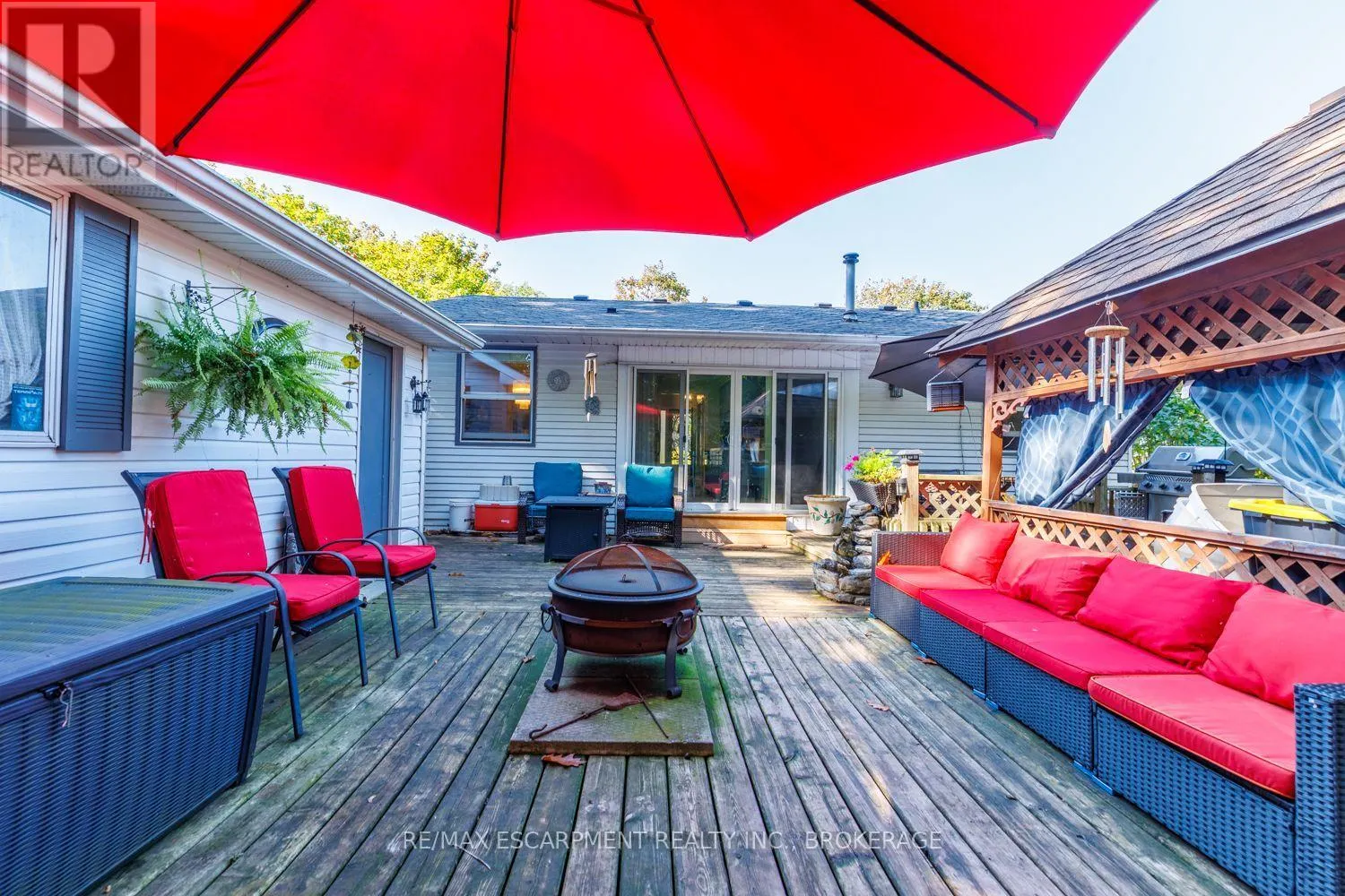 24 INGLEWOOD COURT