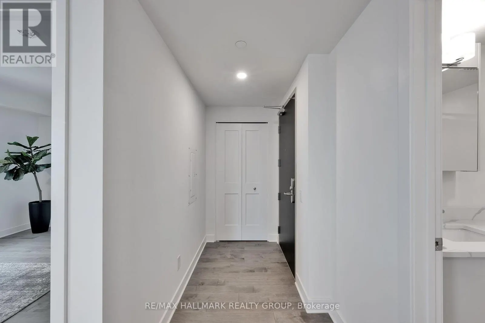 1407 - 180 GEORGE STREET
