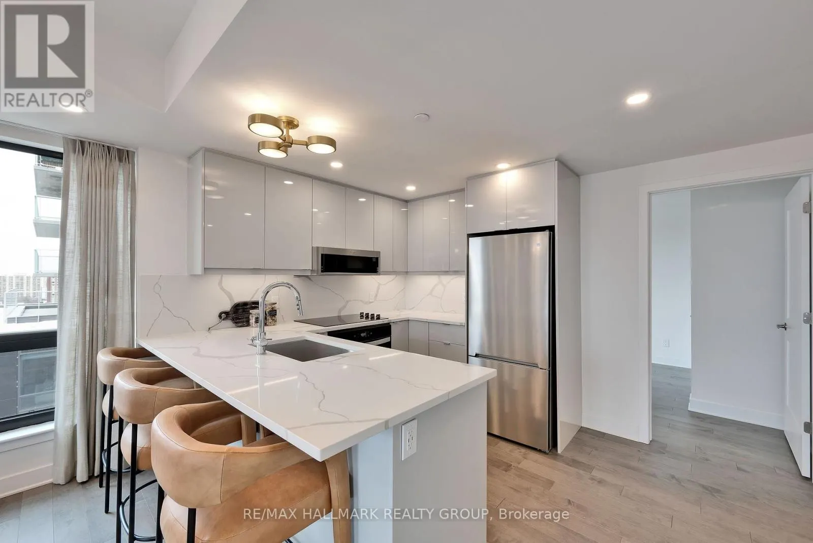 1407 - 180 GEORGE STREET