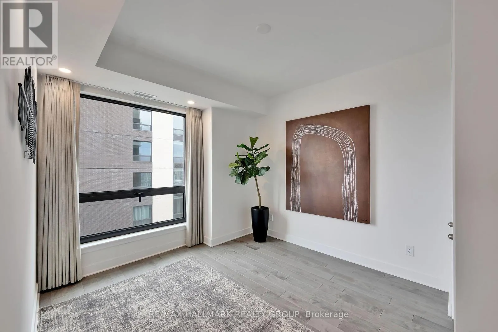 1407 - 180 GEORGE STREET