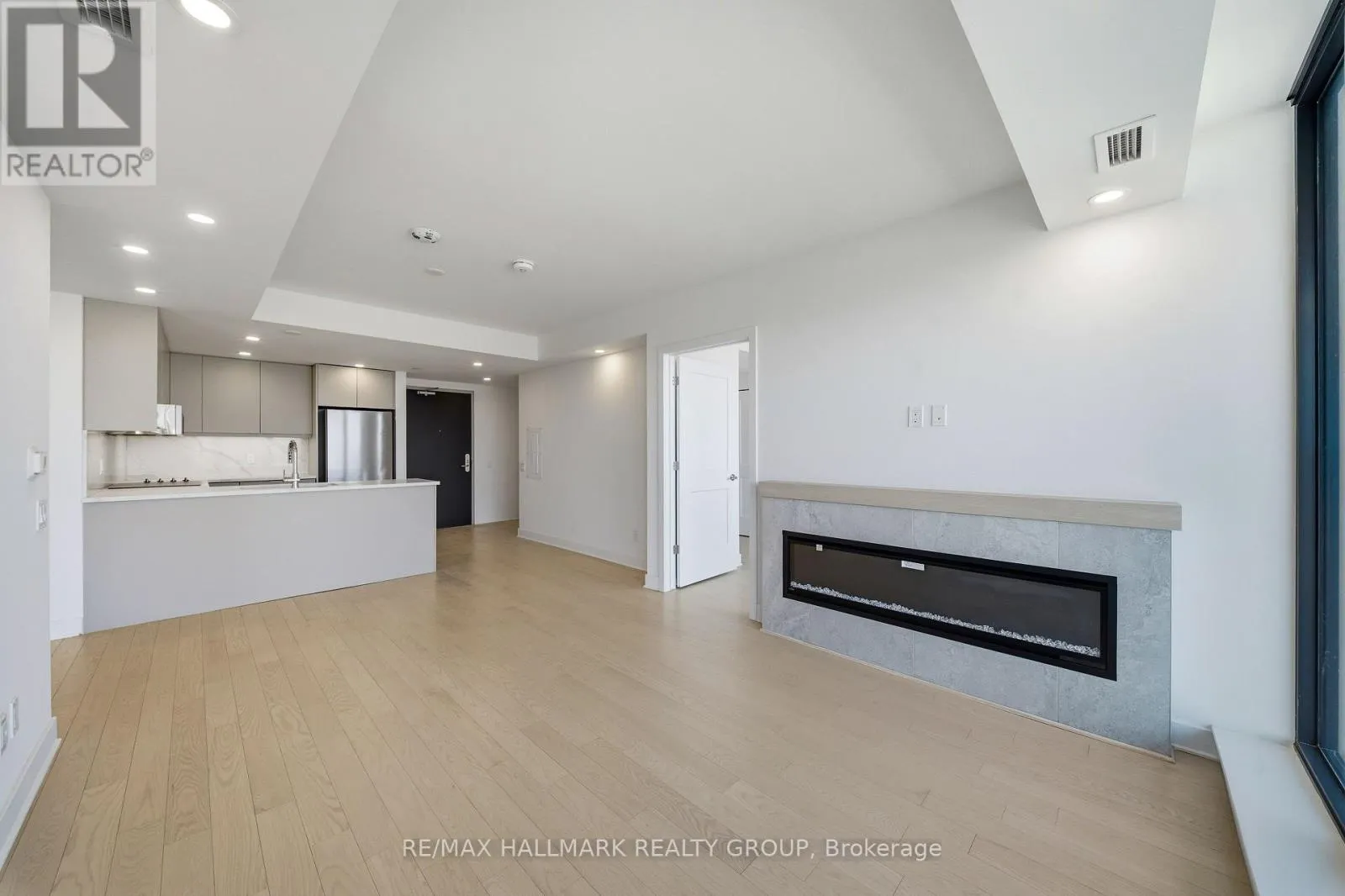 2603 - 180 GEORGE STREET