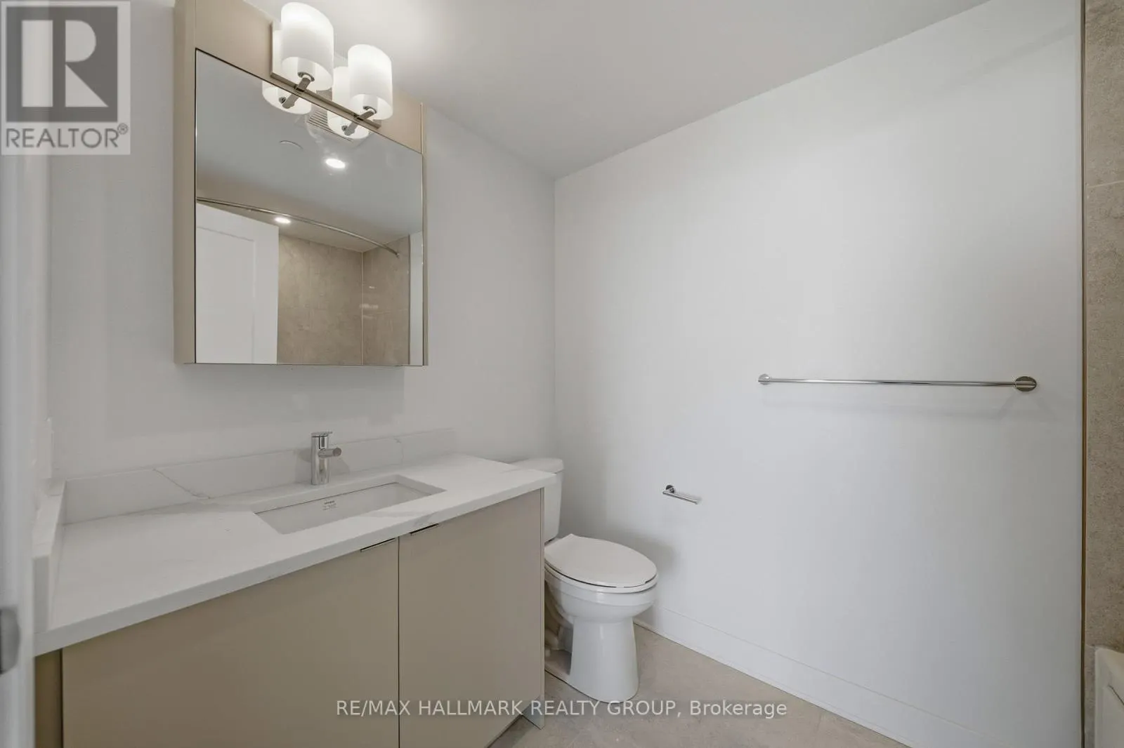 2603 - 180 GEORGE STREET