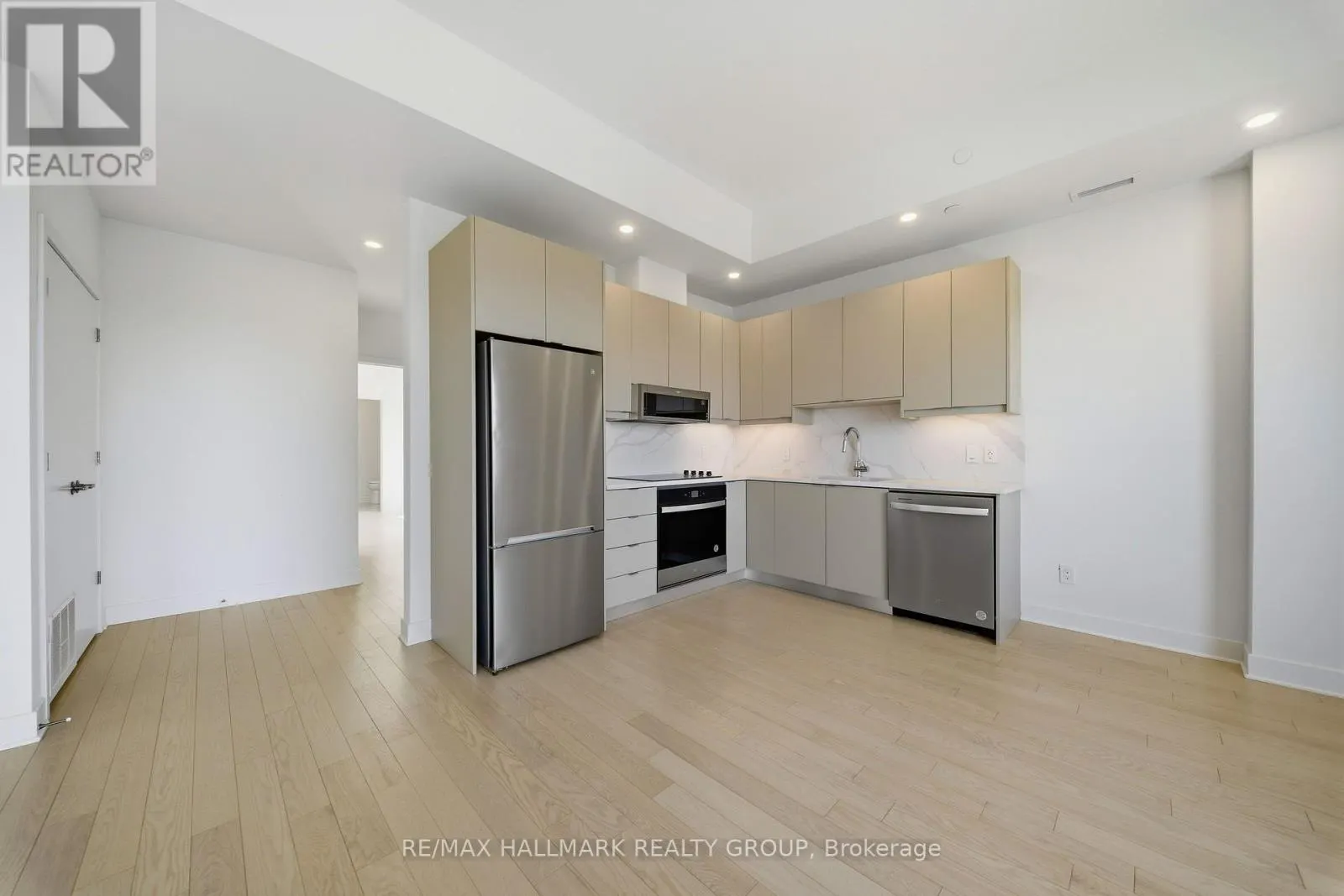 2601 - 180 GEORGE STREET