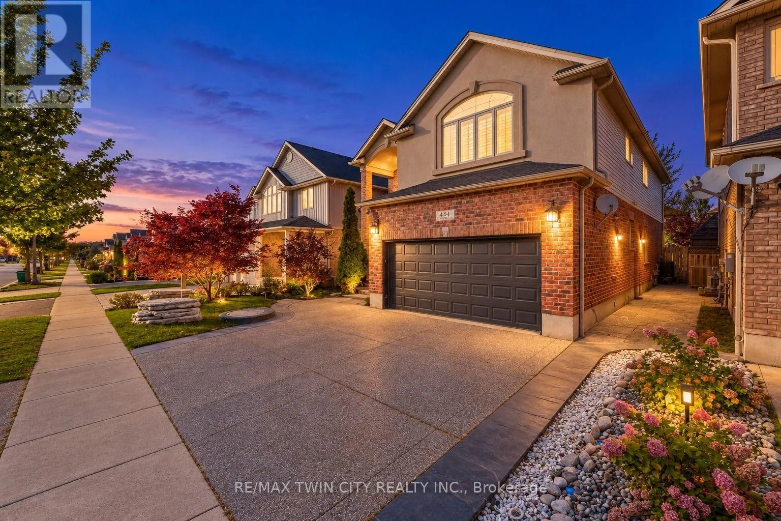 444 THOMAS SLEE DRIVE