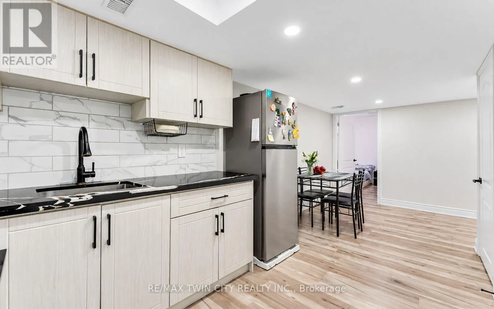 444 THOMAS SLEE DRIVE