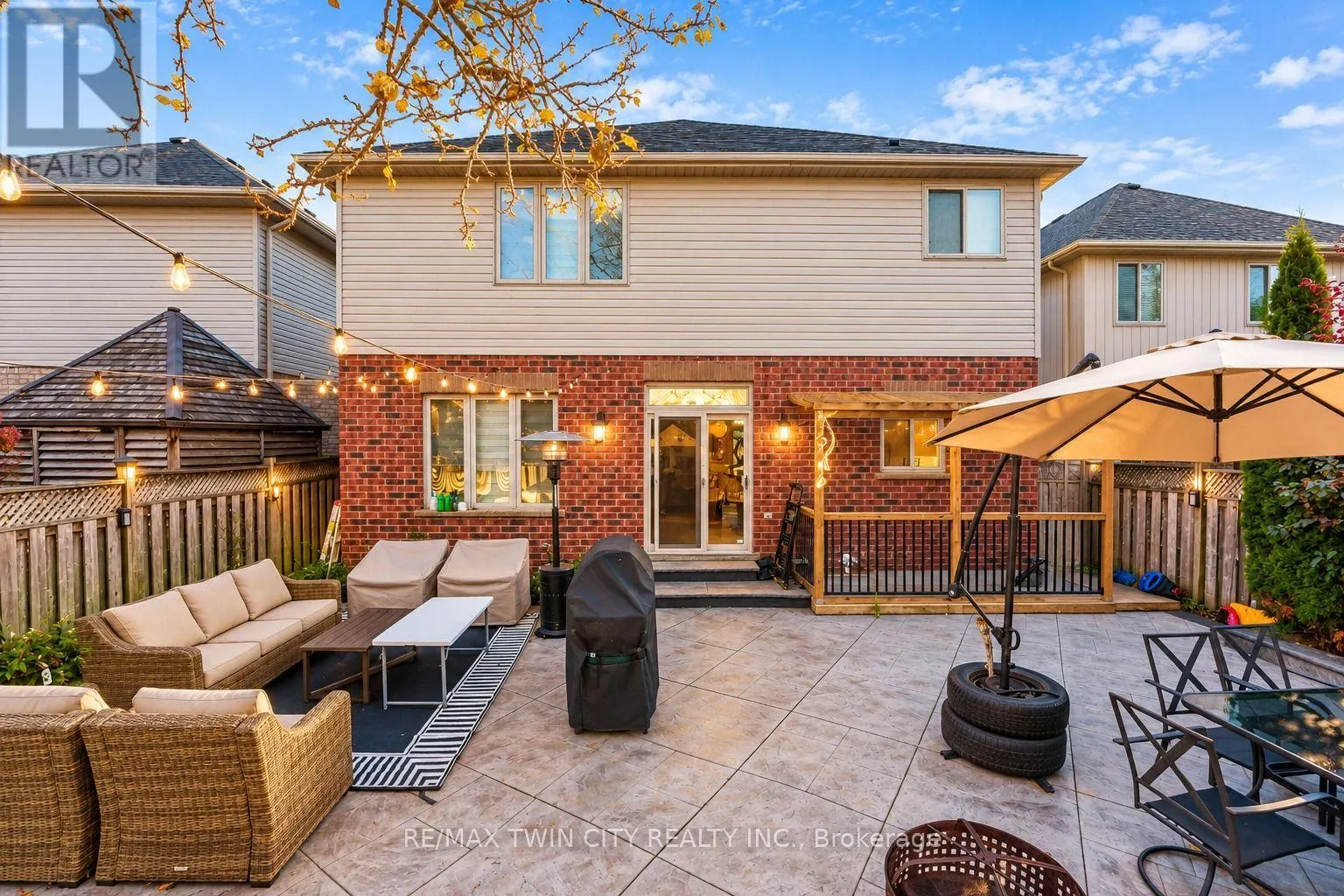 444 THOMAS SLEE DRIVE