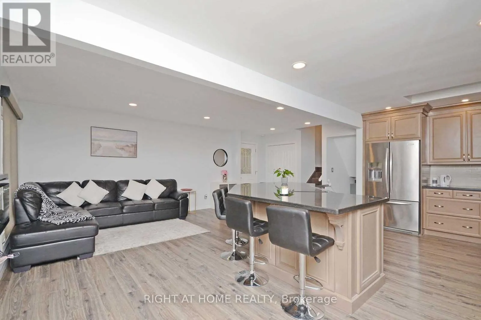 7123 BARTO CRESCENT