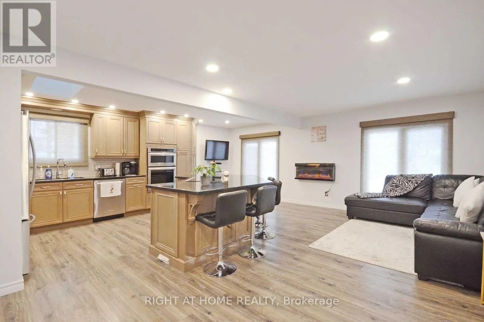 7123 BARTO CRESCENT
