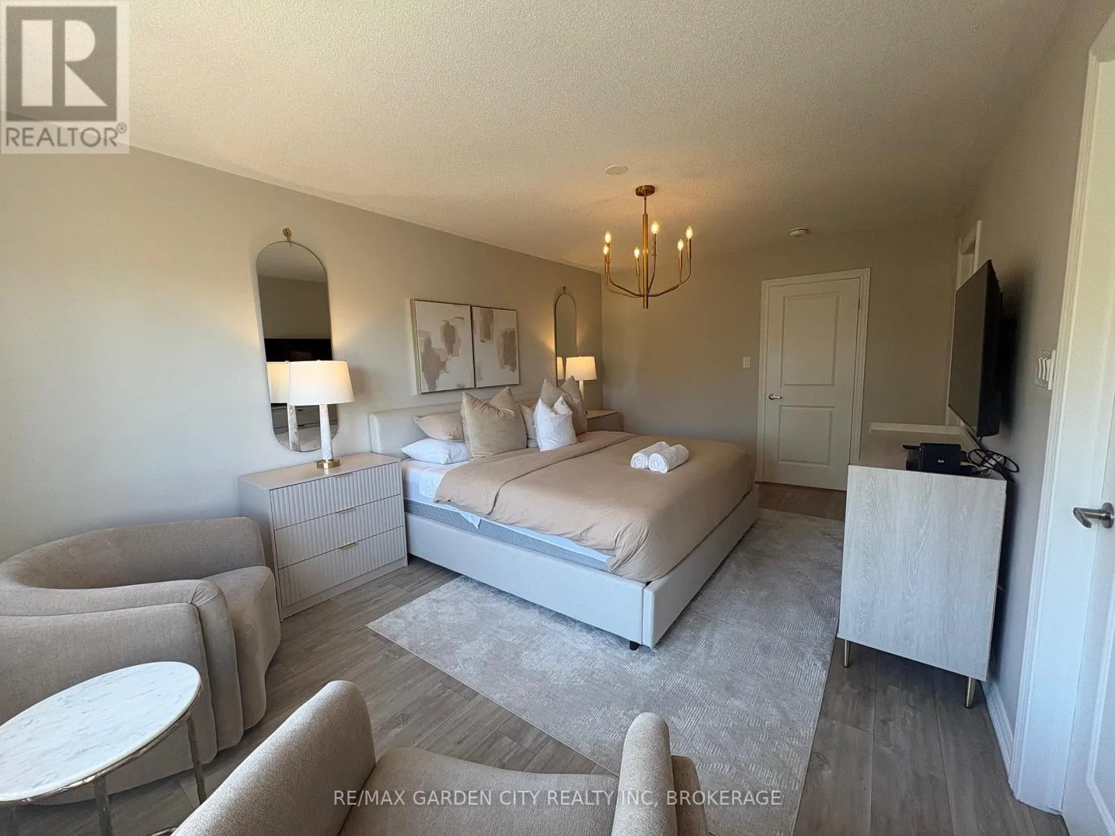 7460 BAYCREST COMMON