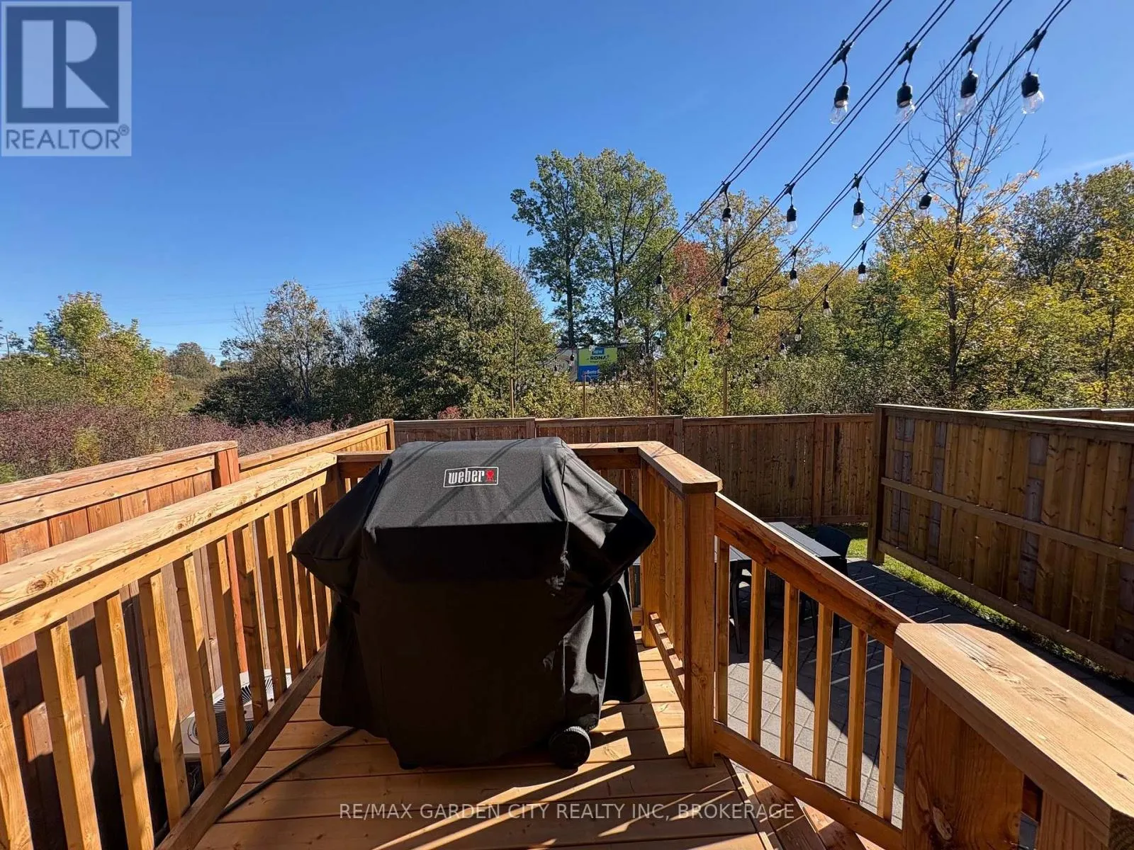 7460 BAYCREST COMMON