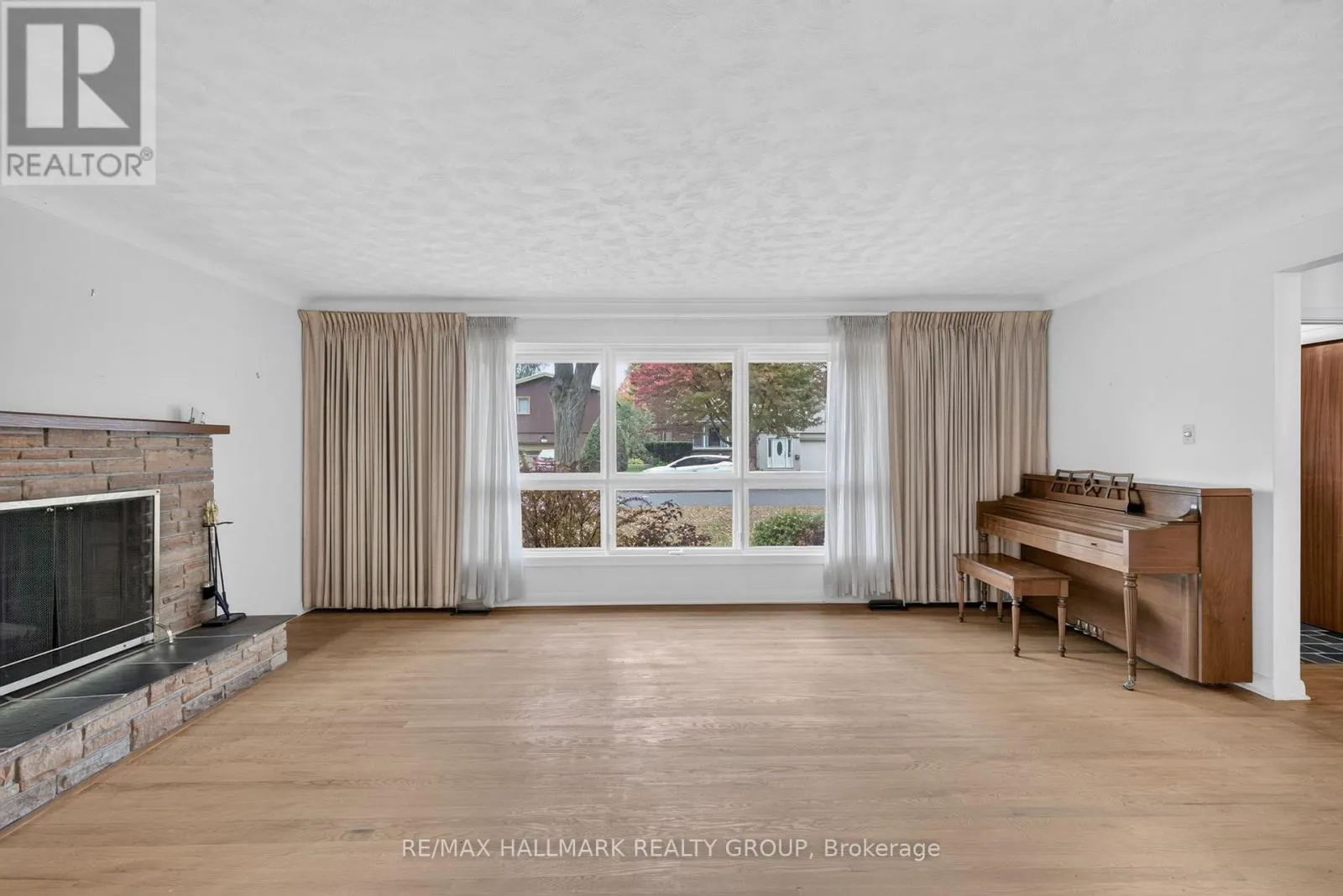 1471 ORCHARD AVENUE