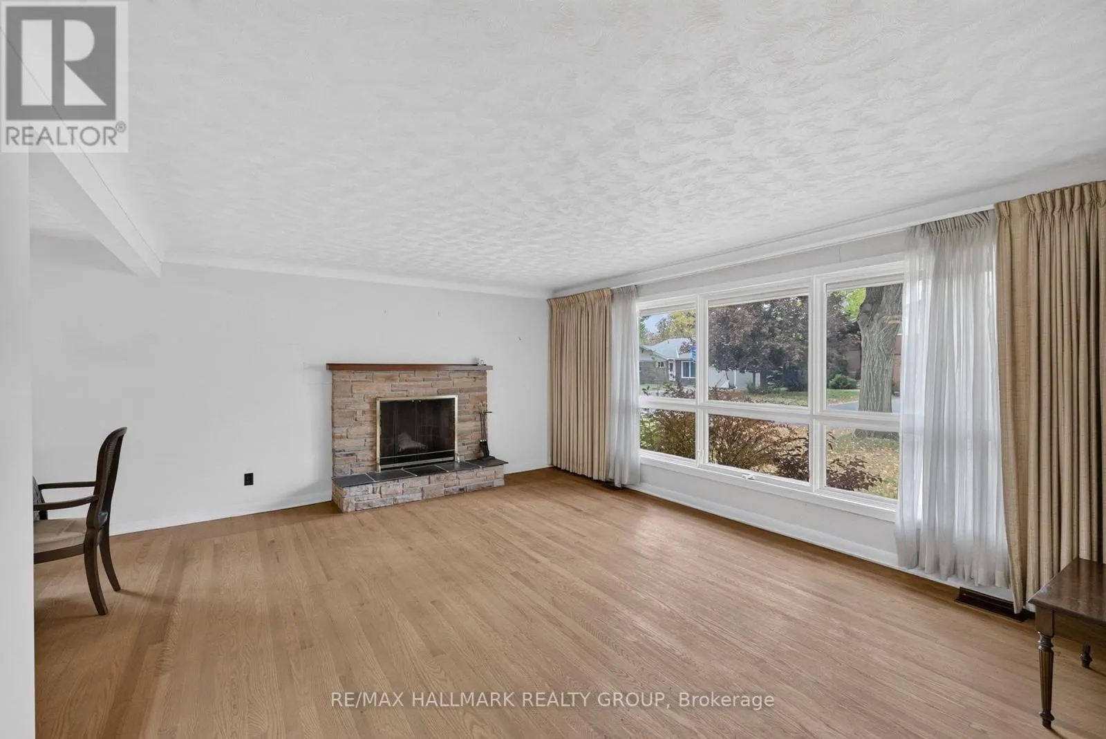 1471 ORCHARD AVENUE