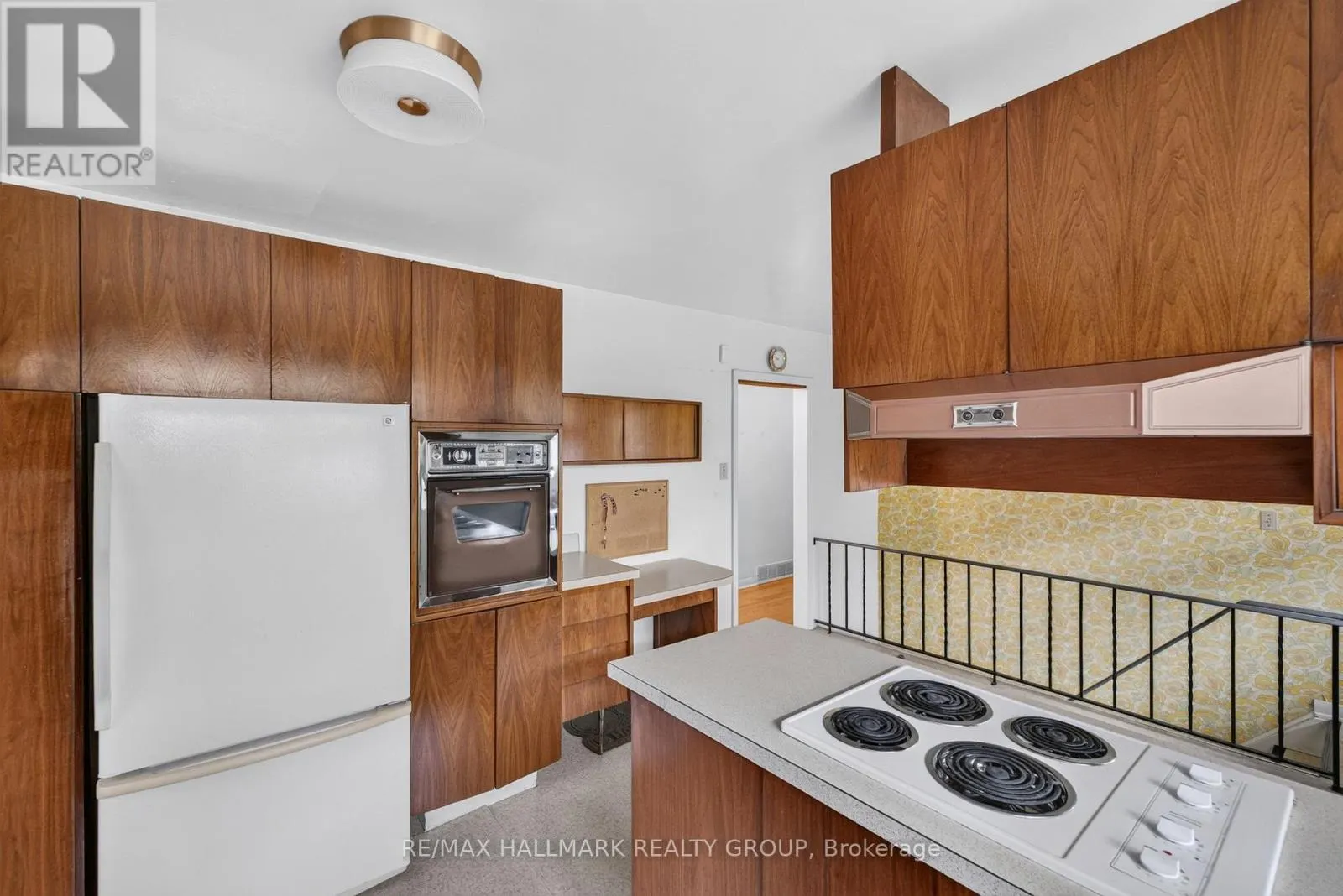1471 ORCHARD AVENUE