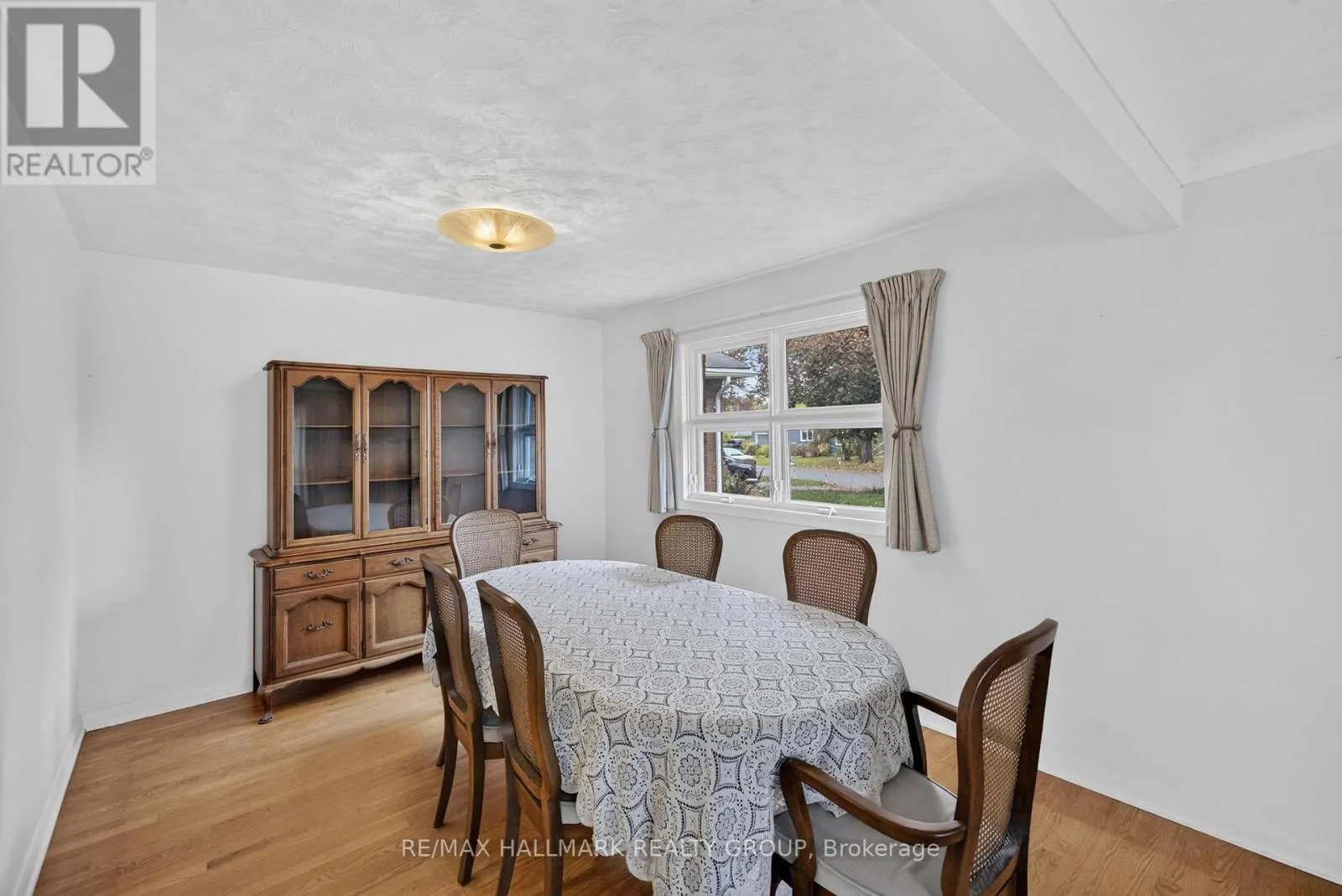 1471 ORCHARD AVENUE