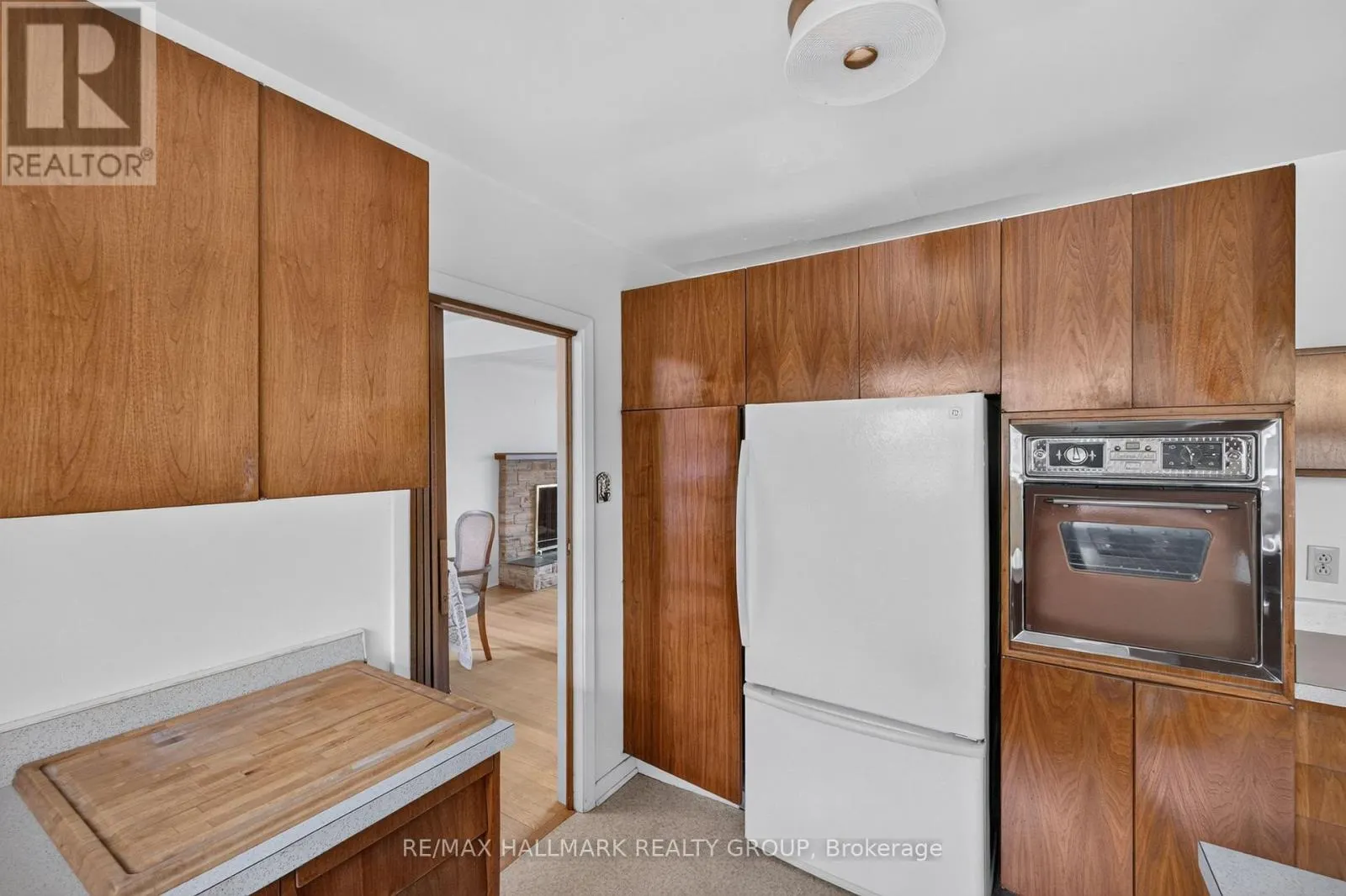1471 ORCHARD AVENUE