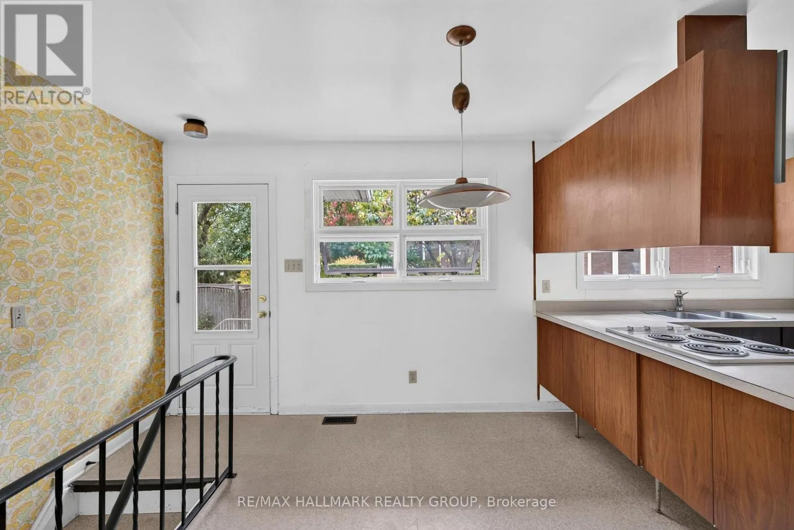 1471 ORCHARD AVENUE