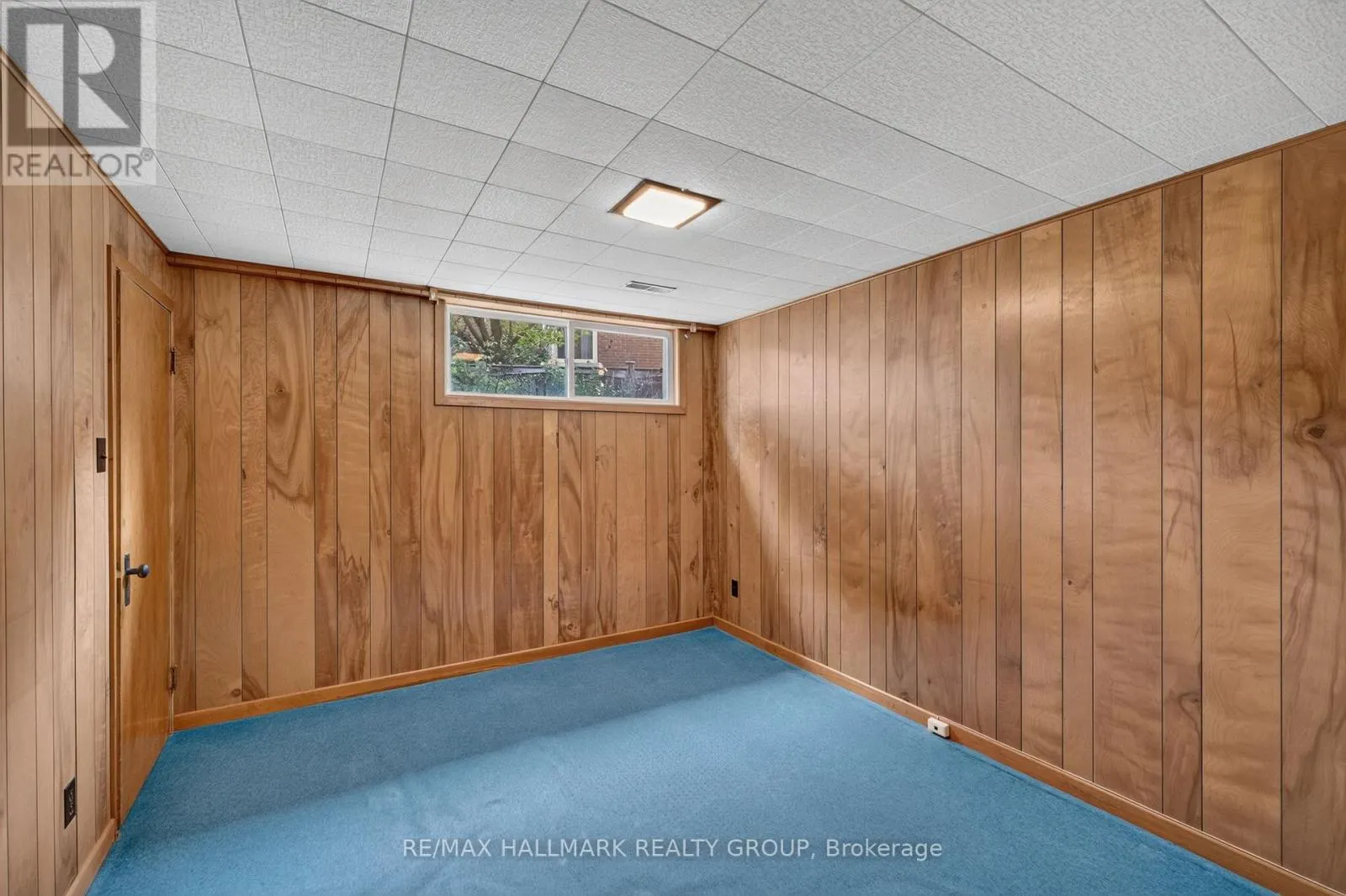 1471 ORCHARD AVENUE