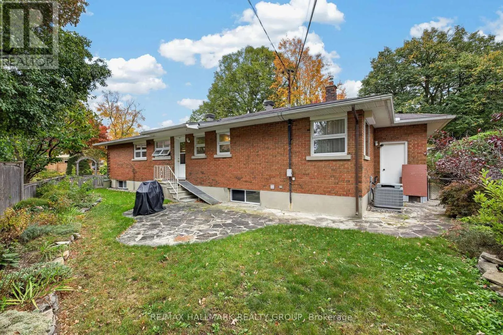 1471 ORCHARD AVENUE