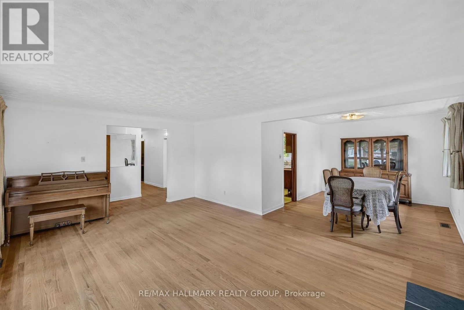 1471 ORCHARD AVENUE