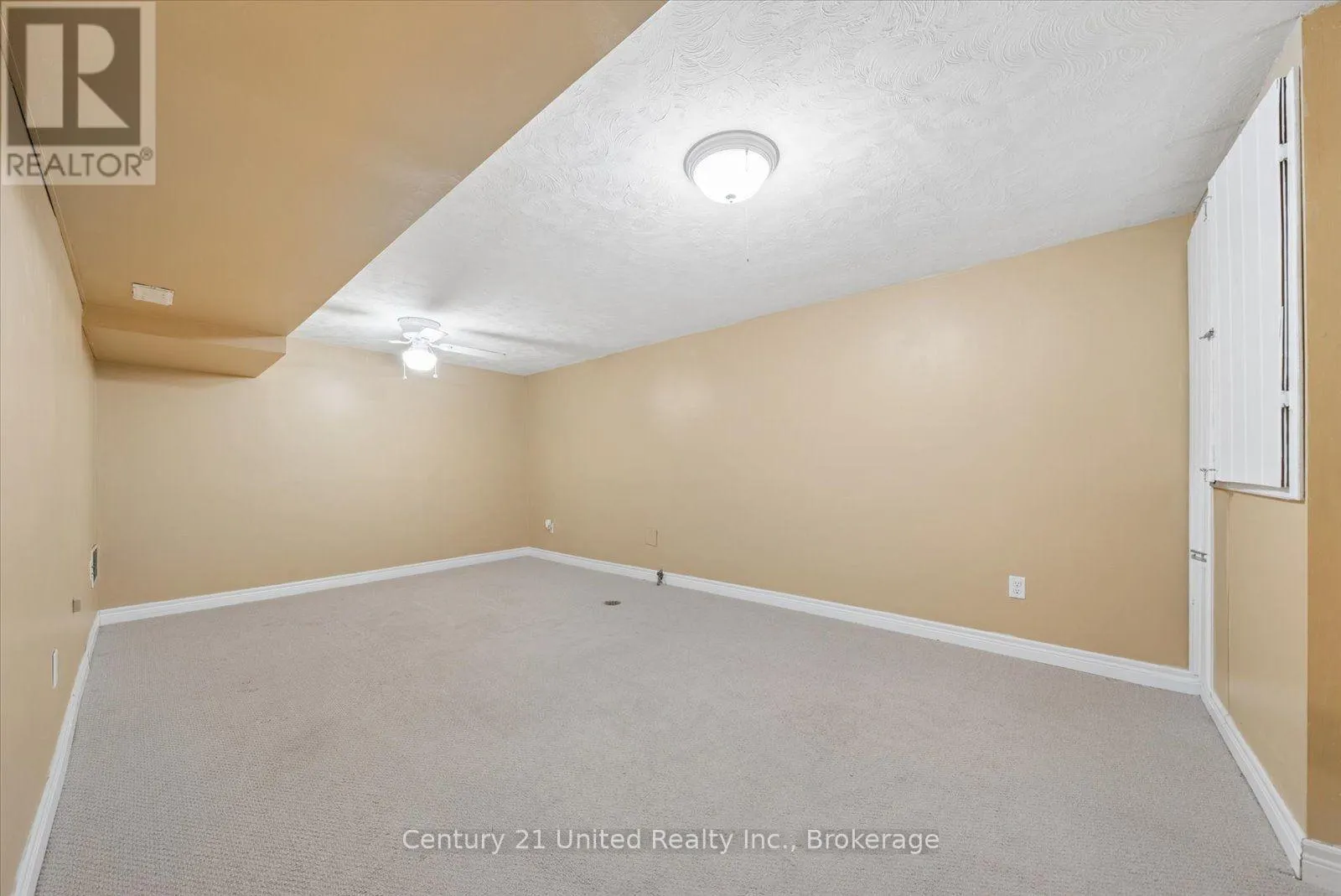 46B SPRINGBROOK DRIVE