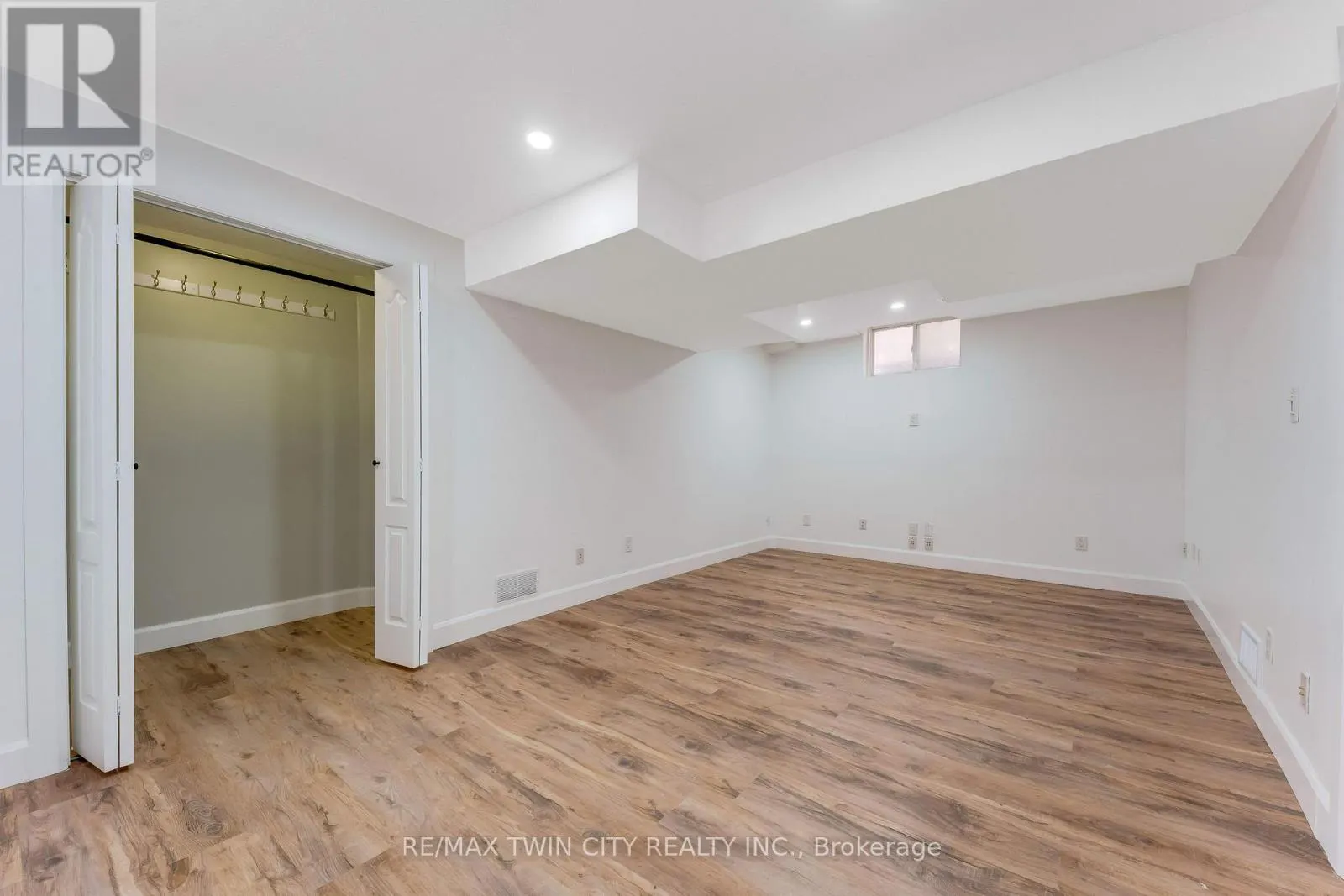 31 SWARTZ STREET