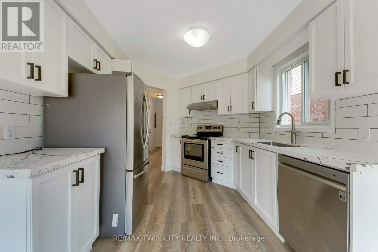 31 SWARTZ STREET